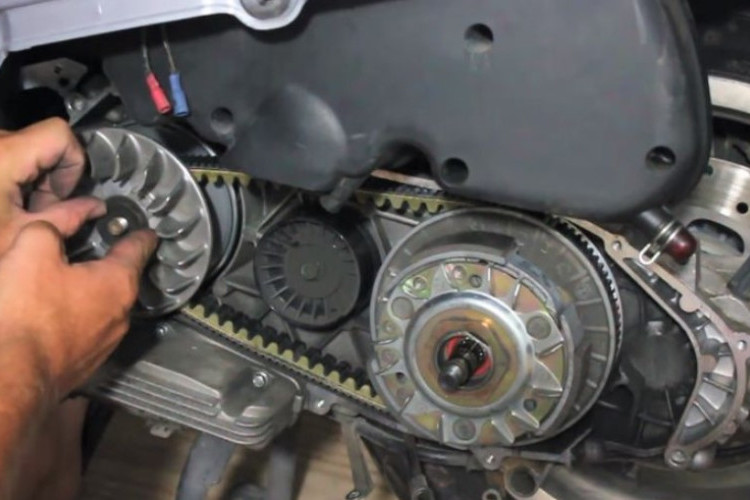 Cara Merawat V-BELT Motor Matik Honda Beat, Vario, Scoopy Agar Awet dan Tenaga Maksimal